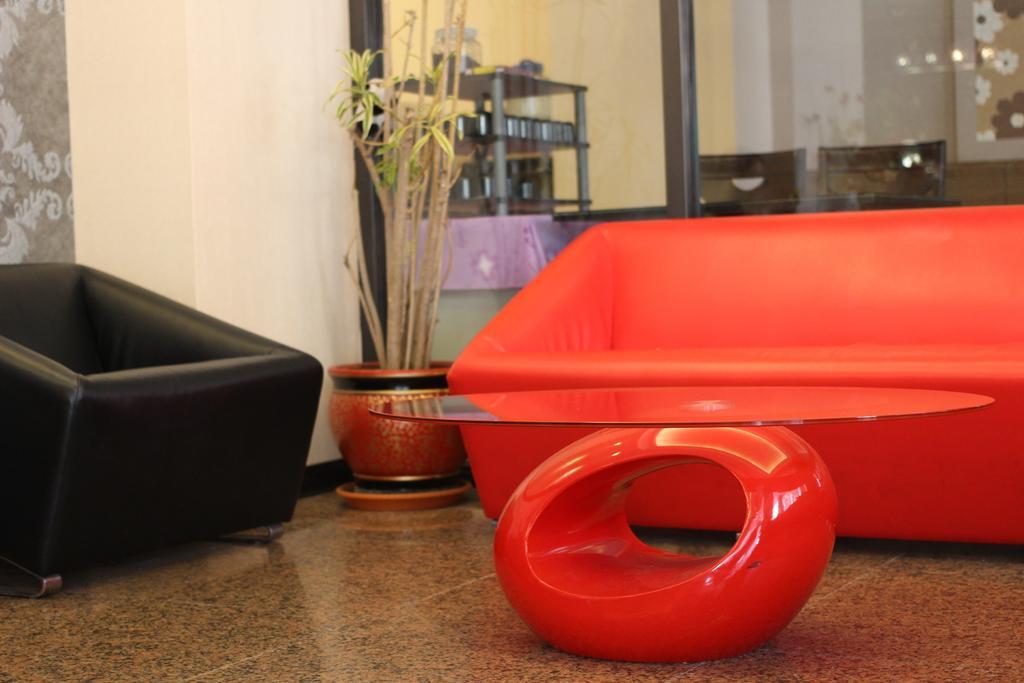 Home Full Hotel Цзиньчэн Экстерьер фото
