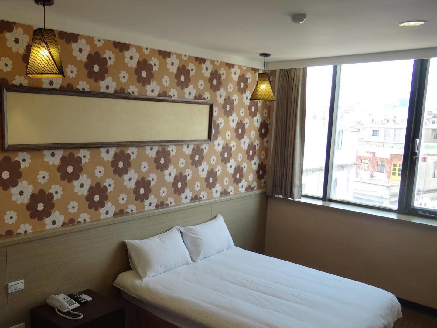 Home Full Hotel Цзиньчэн Экстерьер фото