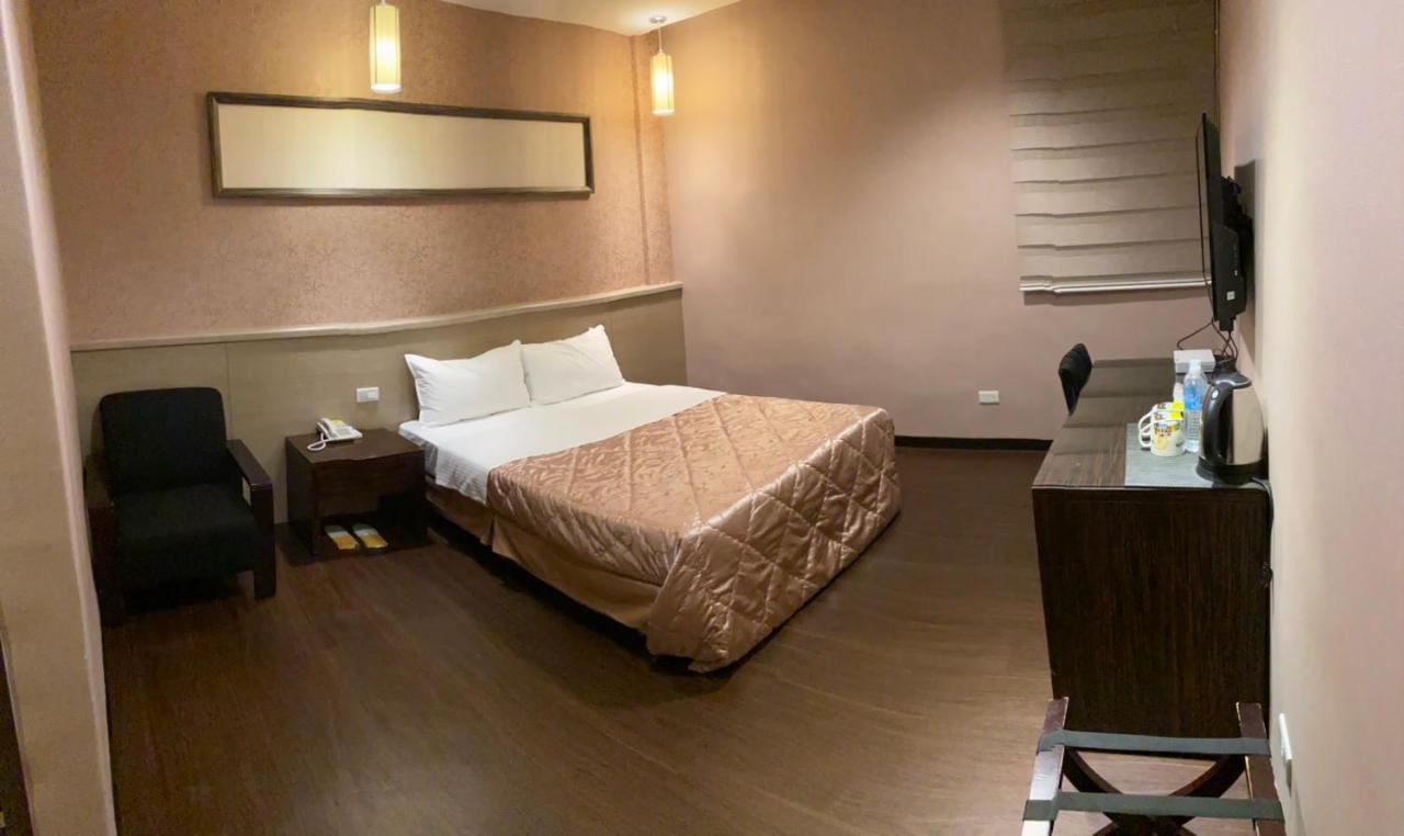 Home Full Hotel Цзиньчэн Экстерьер фото